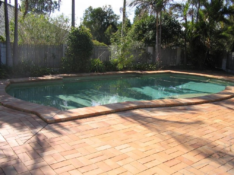 25 Saturn Crescent, Bridgeman Downs QLD 4035