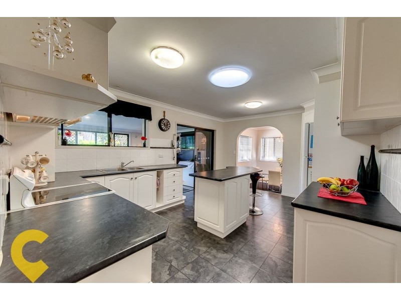23 Barrymount Crescent, Mount Lofty QLD 4350