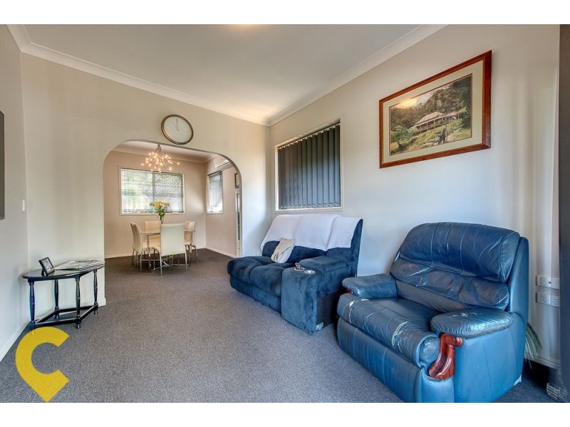 23 Barrymount Crescent, Mount Lofty QLD 4350
