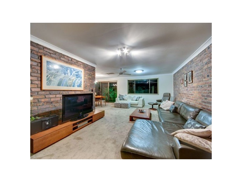 12 Metro Street, Mcdowall QLD 4053