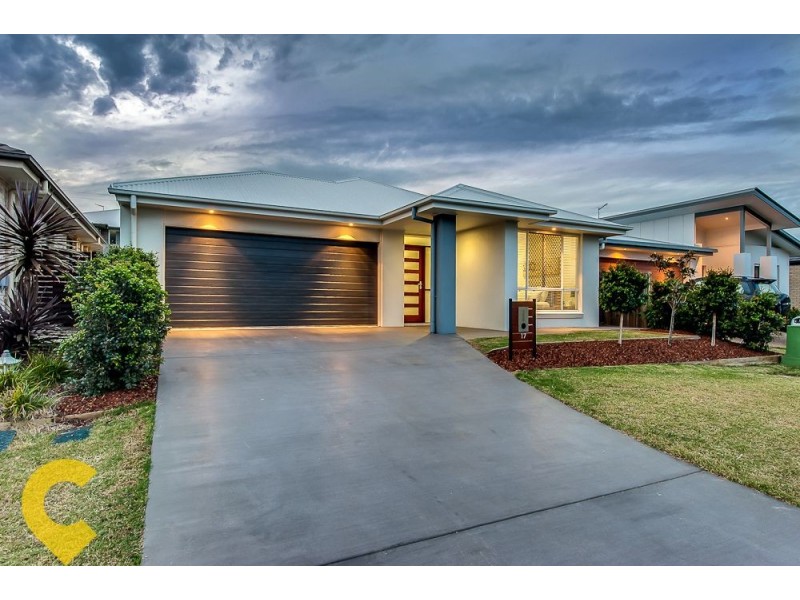17 Cootharaba Crescent, Warner QLD 4500