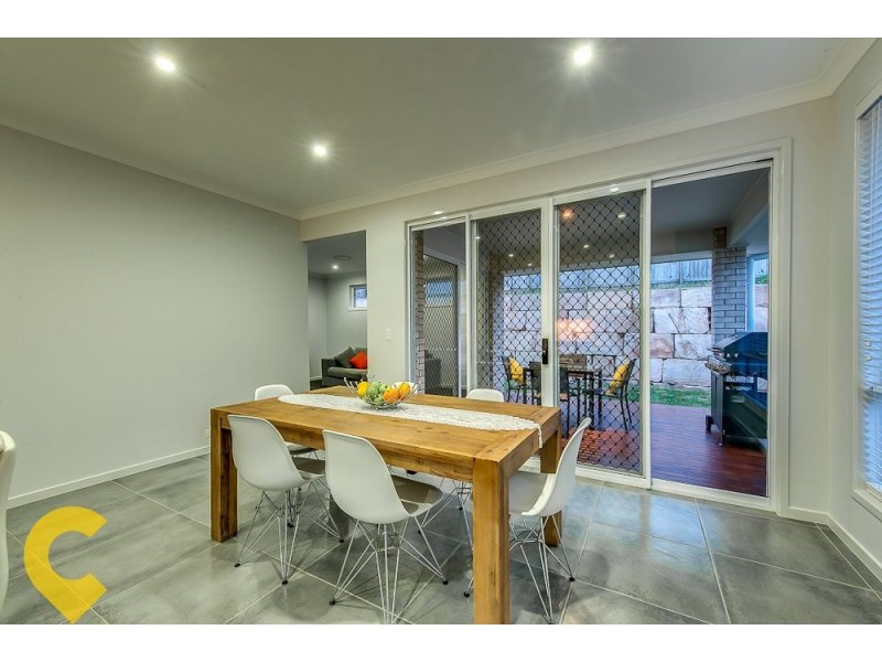 17 Cootharaba Crescent, Warner QLD 4500