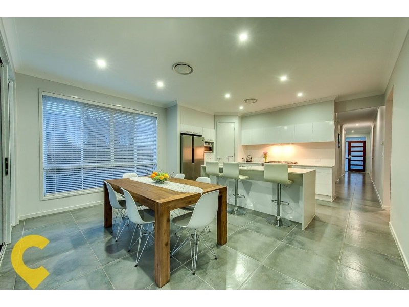 17 Cootharaba Crescent, Warner QLD 4500