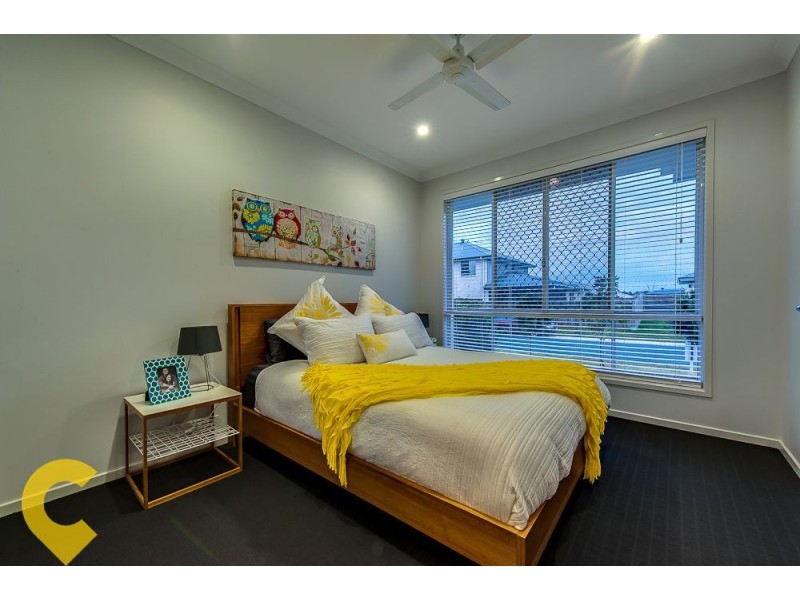 17 Cootharaba Crescent, Warner QLD 4500