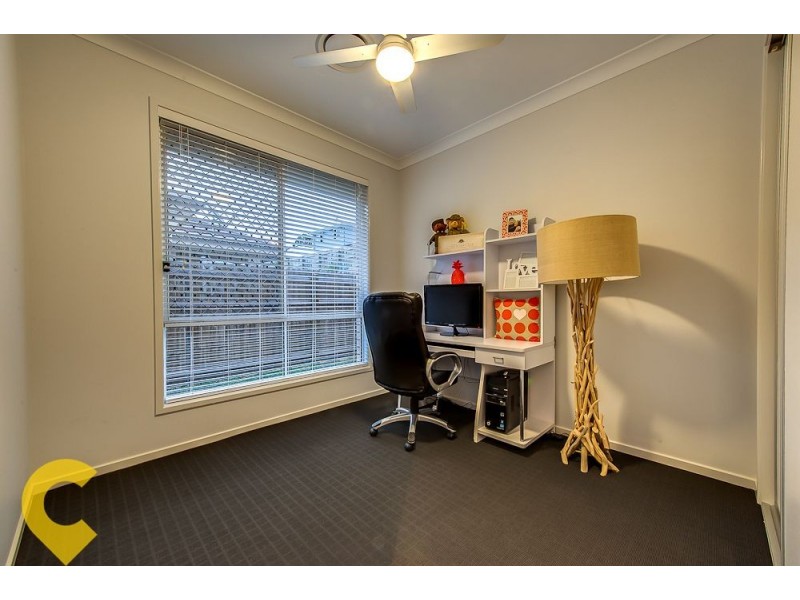 17 Cootharaba Crescent, Warner QLD 4500