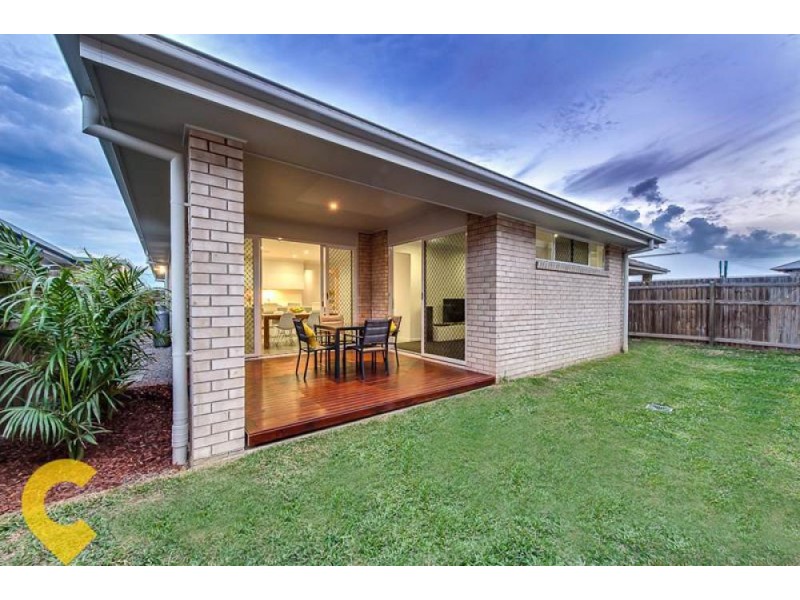 17 Cootharaba Crescent, Warner QLD 4500