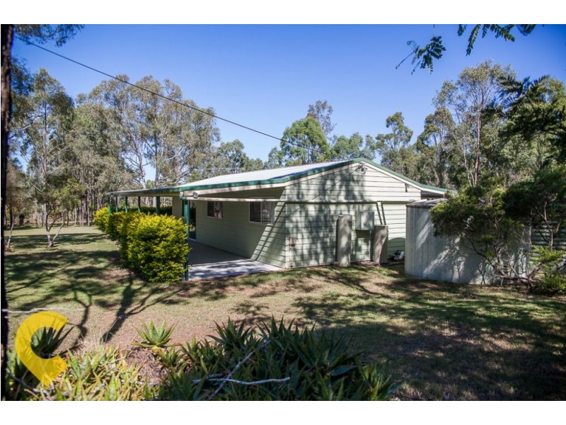 227 Carbeen Crescent, Nanango QLD 4615