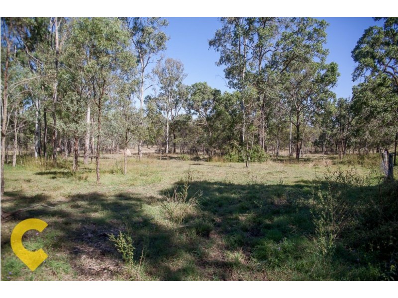 227 Carbeen Crescent, Nanango QLD 4615