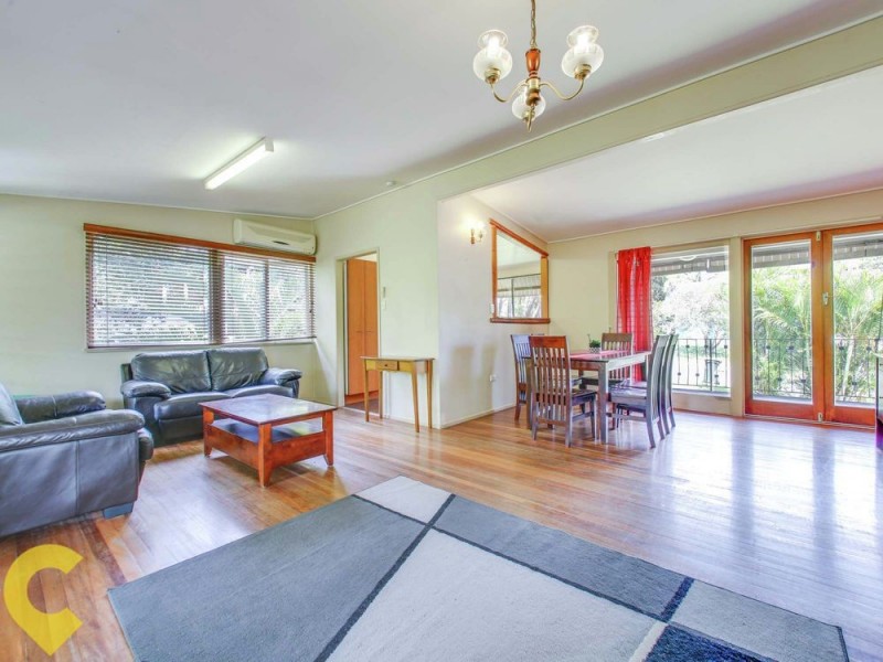 11 Culworth Street, Chermside West QLD 4032