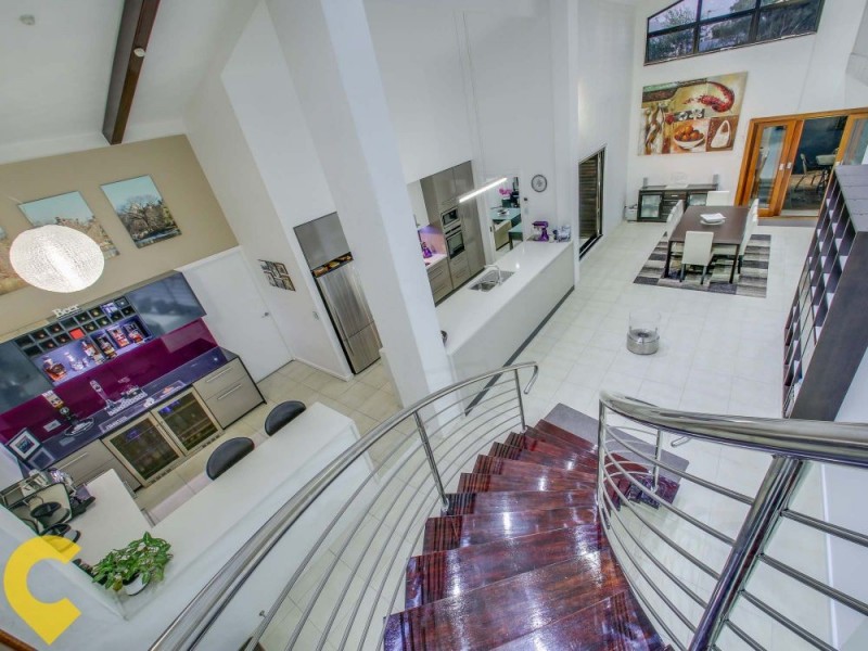 16 Lodge Road, Wooloowin QLD 4030