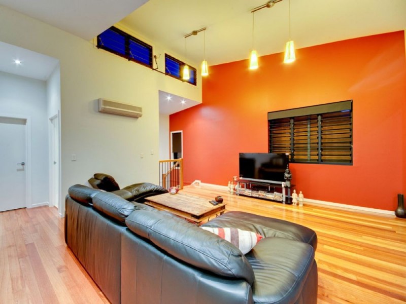 8/4 Kates Street, Morningside QLD 4170