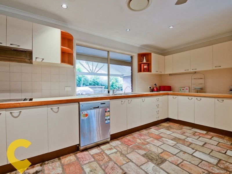 4 Biscay Court, Carina QLD 4152