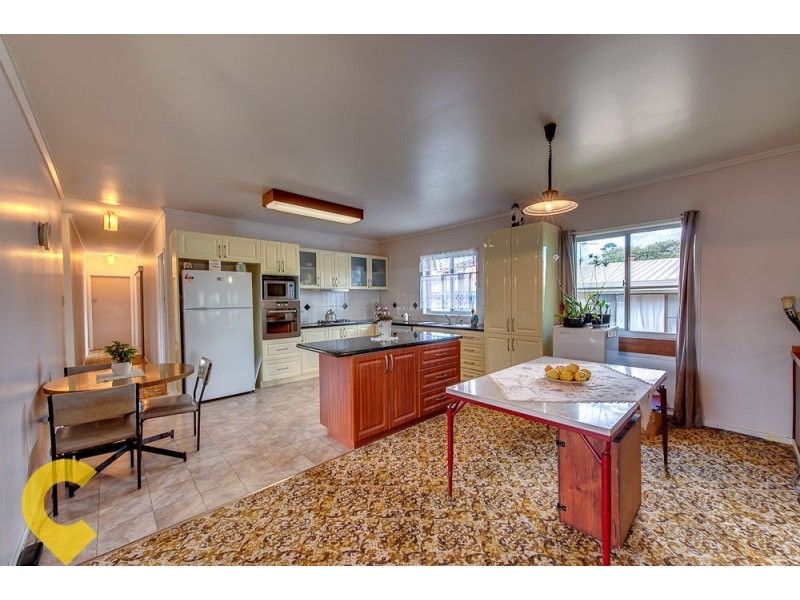 19 Mott Crescent, Rockville QLD 4350