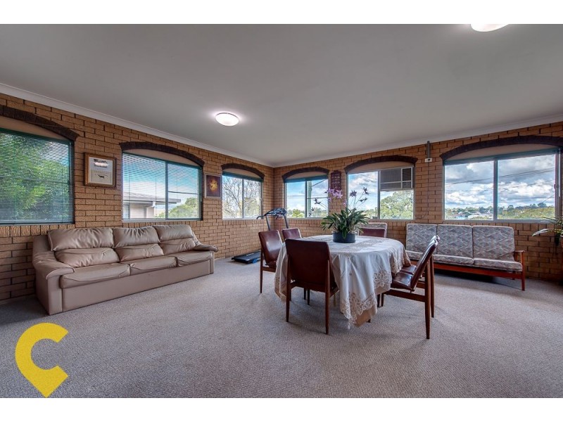 19 Mott Crescent, Rockville QLD 4350