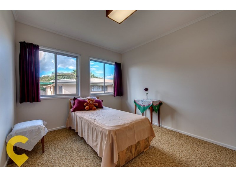 19 Mott Crescent, Rockville QLD 4350