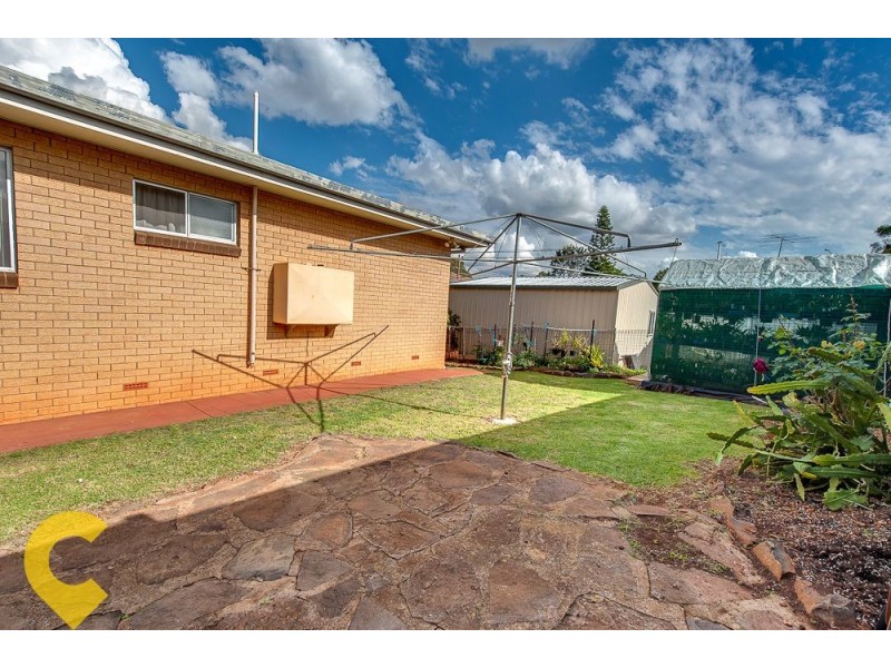 19 Mott Crescent, Rockville QLD 4350