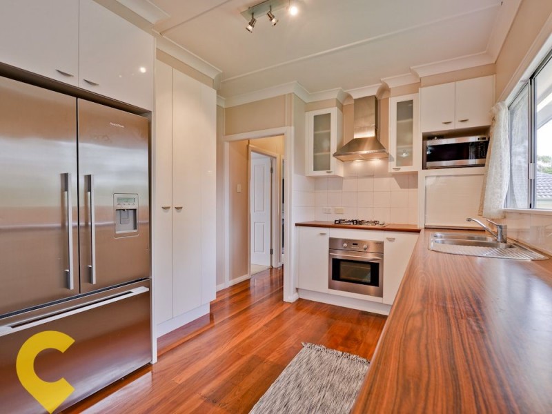 12 Kurts Street, Holland Park West QLD 4121