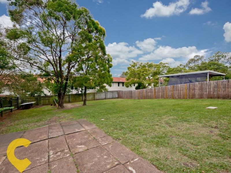 12 Kurts Street, Holland Park West QLD 4121