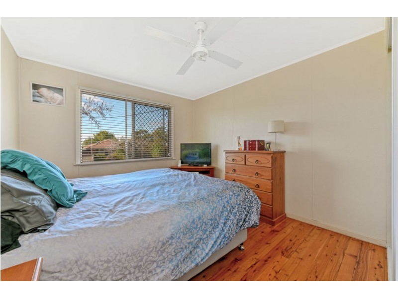 19 Berghofer Street, Rockville QLD 4350