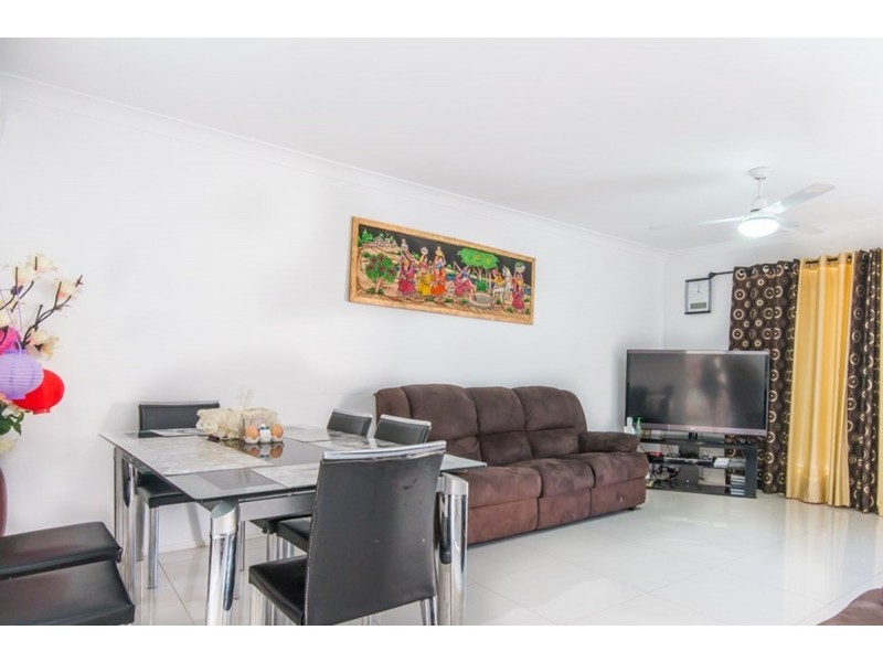 23/12 Crosby Avenue, Arana Hills QLD 4054