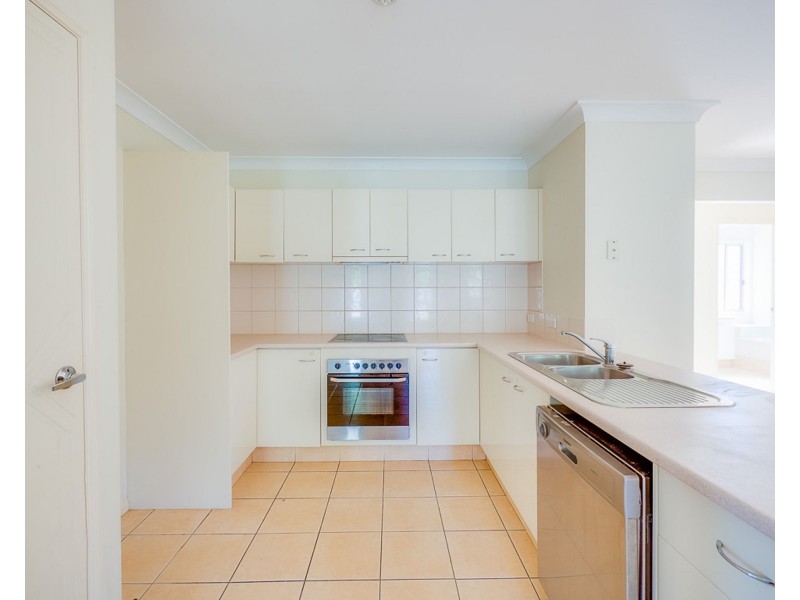 30 Naracoorte Pl, Parkinson QLD 4115