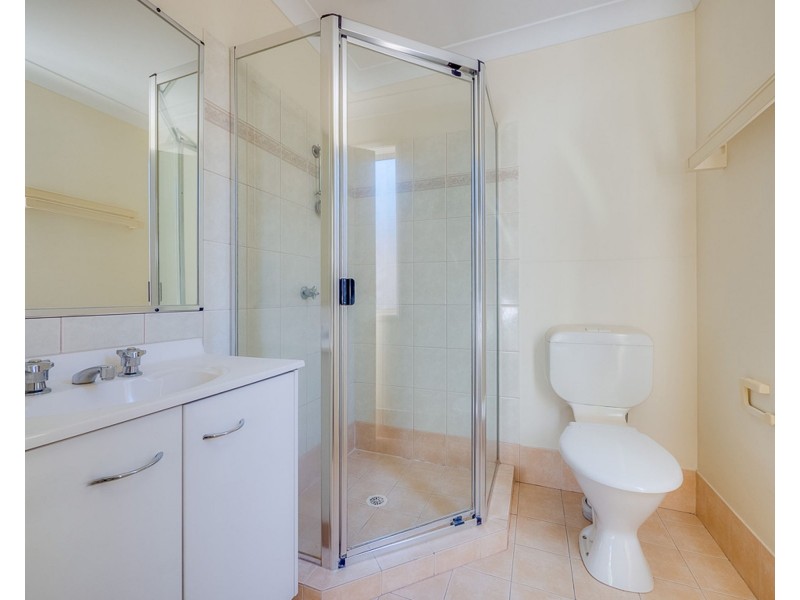 30 Naracoorte Pl, Parkinson QLD 4115