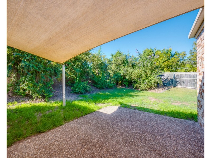 30 Naracoorte Pl, Parkinson QLD 4115