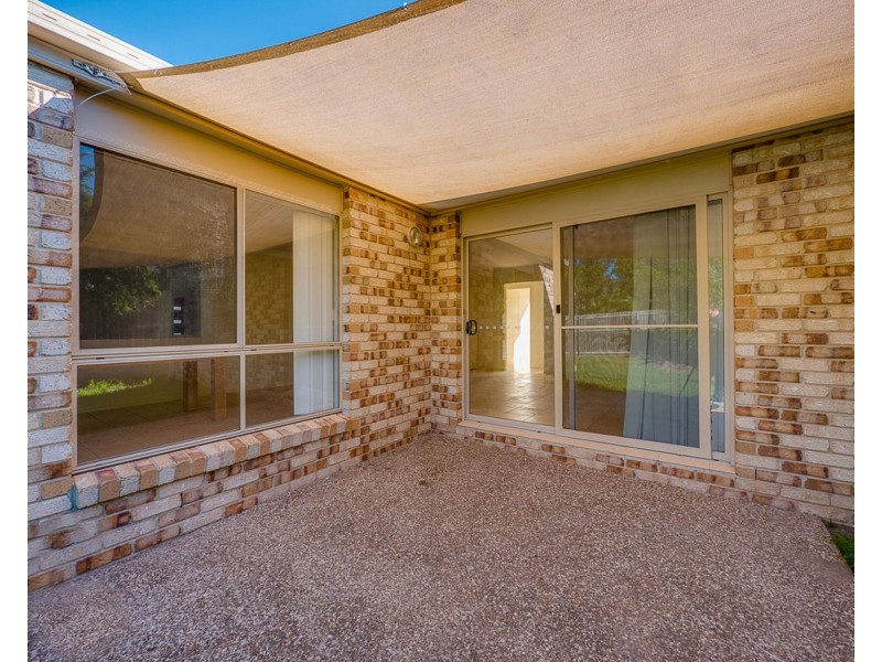 30 Naracoorte Pl, Parkinson QLD 4115