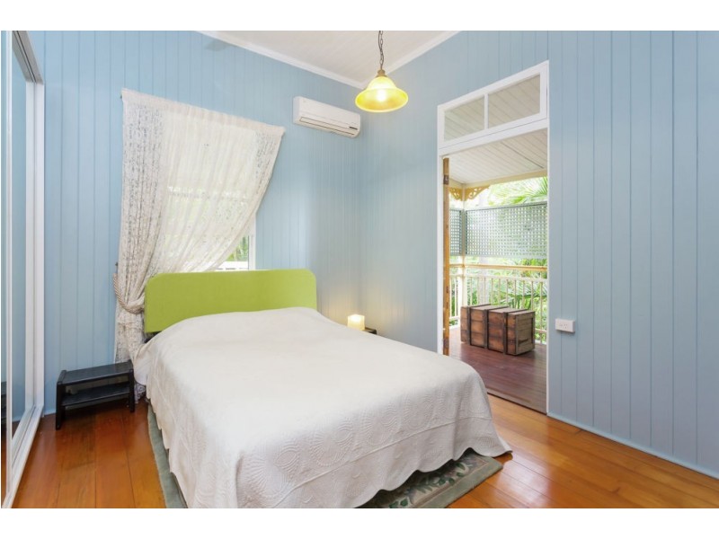 166 Agnew Street, Morningside QLD 4170