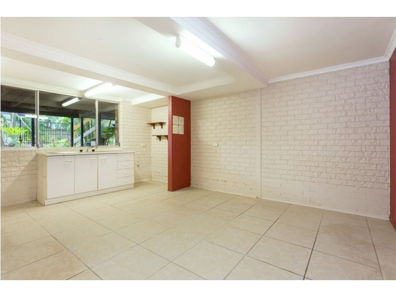 166 Agnew Street, Morningside QLD 4170