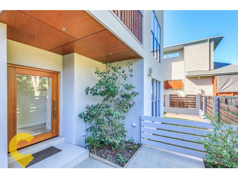 297 Hawthorne Road, Hawthorne QLD 4171