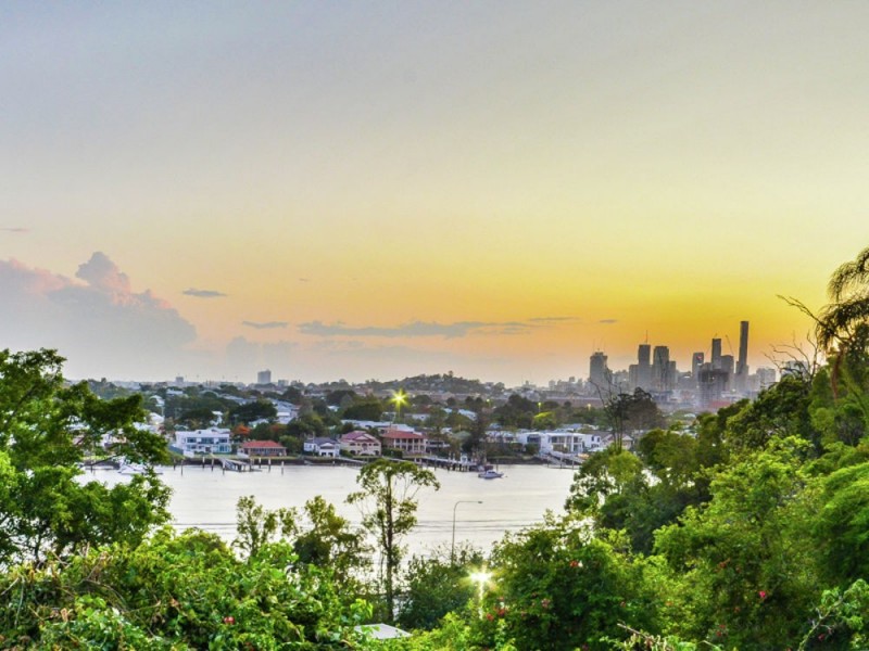 15 Quarry Street, Hamilton QLD 4007