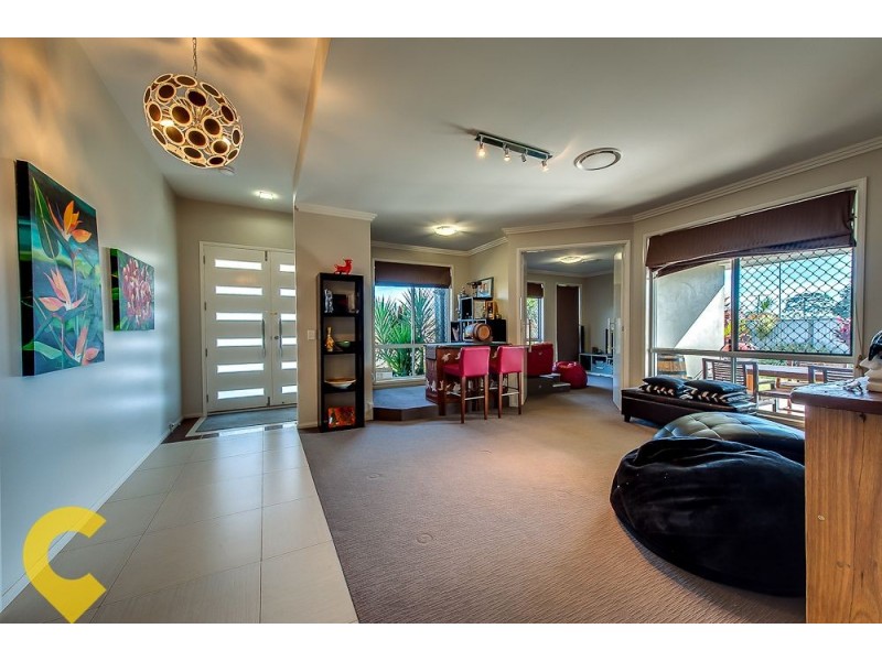 2 Bridget Court, Middle Ridge QLD 4350