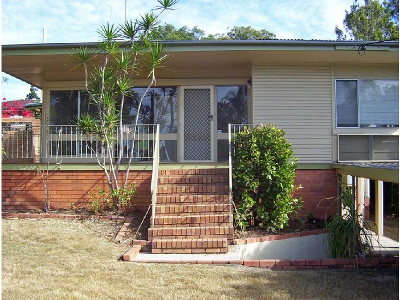 4 Heilbromm Street, Stafford Heights QLD 4053