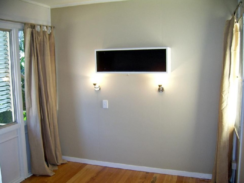 4 Heilbromm Street, Stafford Heights QLD 4053