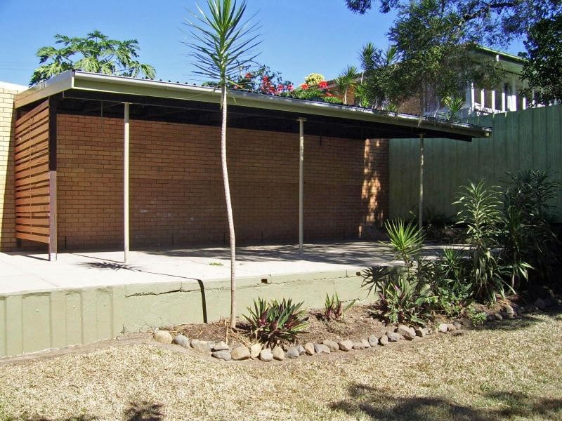 4 Heilbromm Street, Stafford Heights QLD 4053