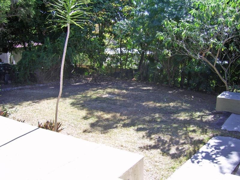 4 Heilbromm Street, Stafford Heights QLD 4053