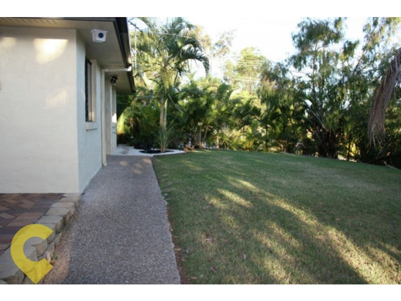 1 Hinchcliffe Street, Tanah Merah QLD 4128