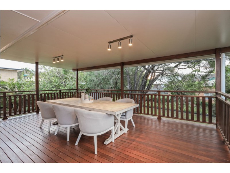 22 Lupton Street, Chermside West QLD 4032