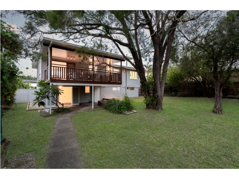 22 Lupton Street, Chermside West QLD 4032