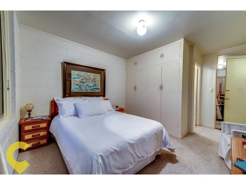 18 Amott Street, Stafford Heights QLD 4053