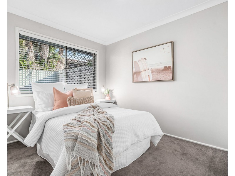 12 Lyrian Street, Manly West QLD 4179