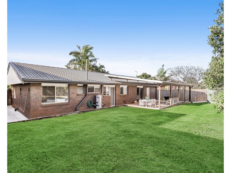 12 Lyrian Street, Manly West QLD 4179