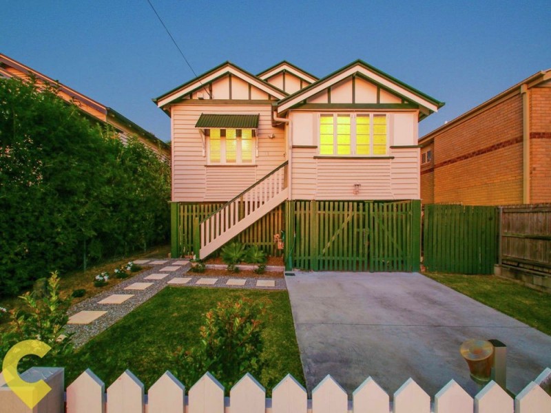 37 Lennon Street, Stafford QLD 4053