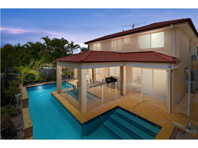 176 Galaxy Street, Bridgeman Downs QLD 4035