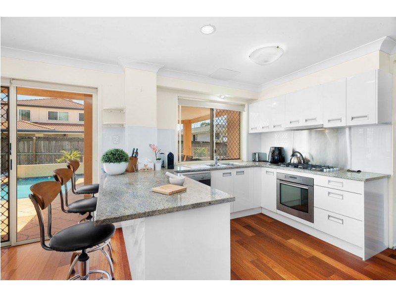 176 Galaxy Street, Bridgeman Downs QLD 4035