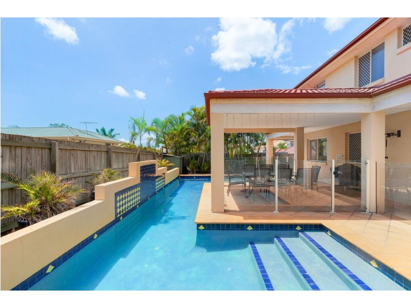 176 Galaxy Street, Bridgeman Downs QLD 4035
