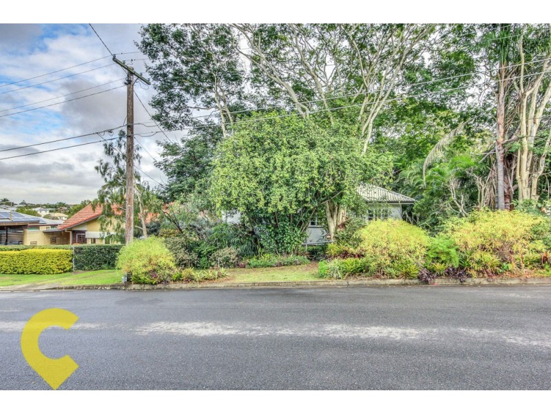 19 Ernest Street, Camp Hill QLD 4152