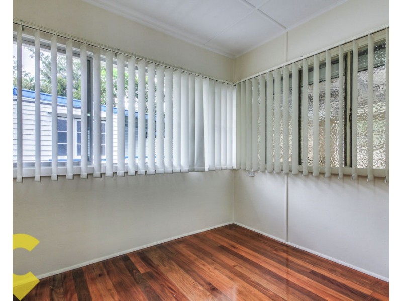 11 Willowie Street, Stafford QLD 4053