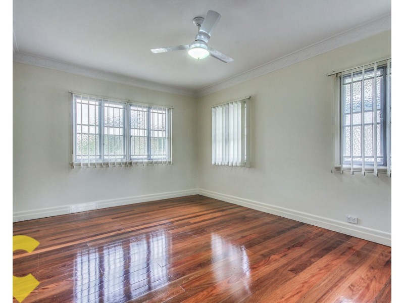 11 Willowie Street, Stafford QLD 4053